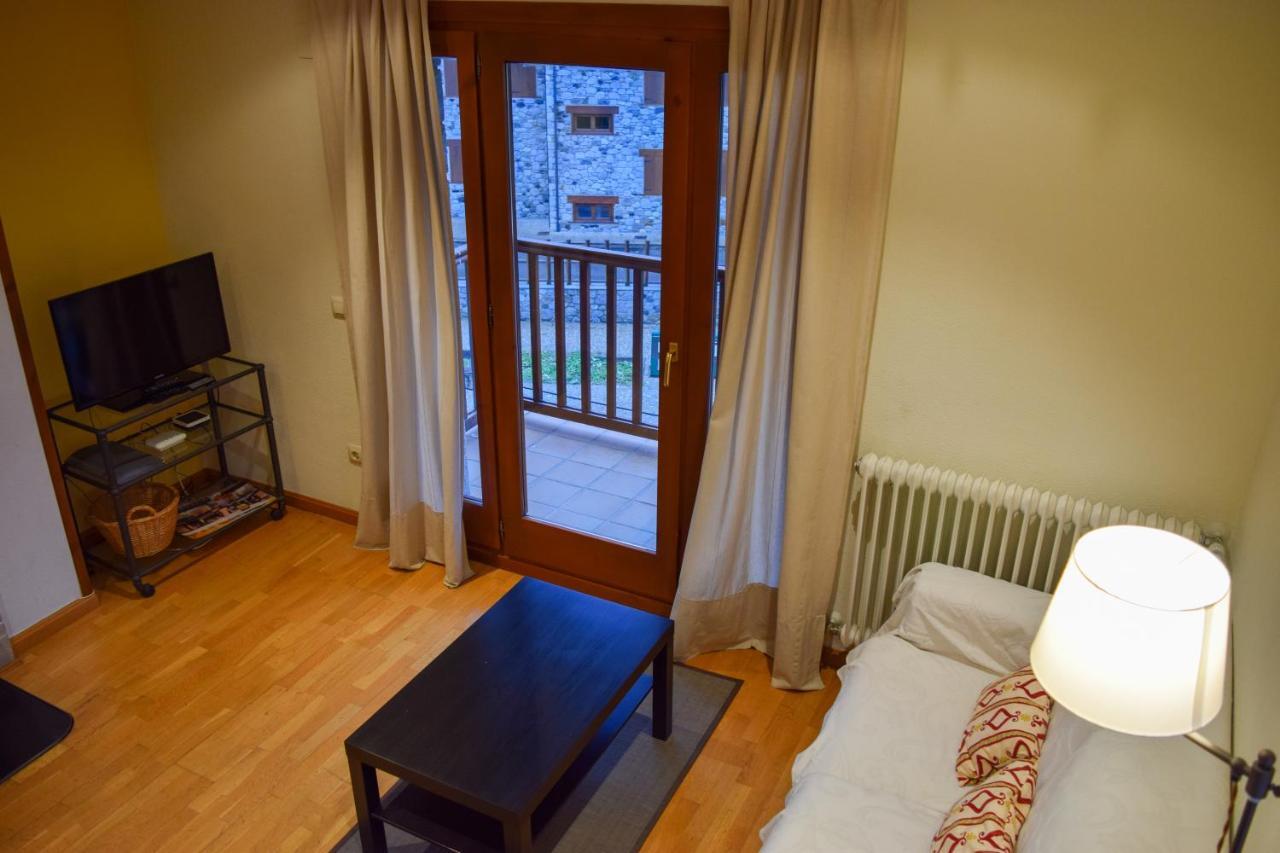 Duplex Con Vistas En Benasque Apartment Luaran gambar